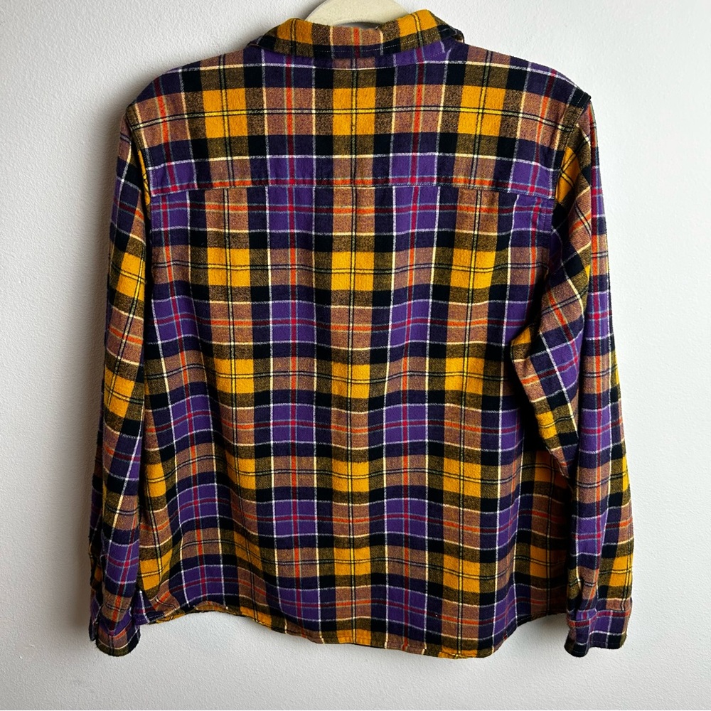 L.L. Bean Women's Scotch Plaid flannel shirt tartan pattern size: M/L - Picture 7 of 7